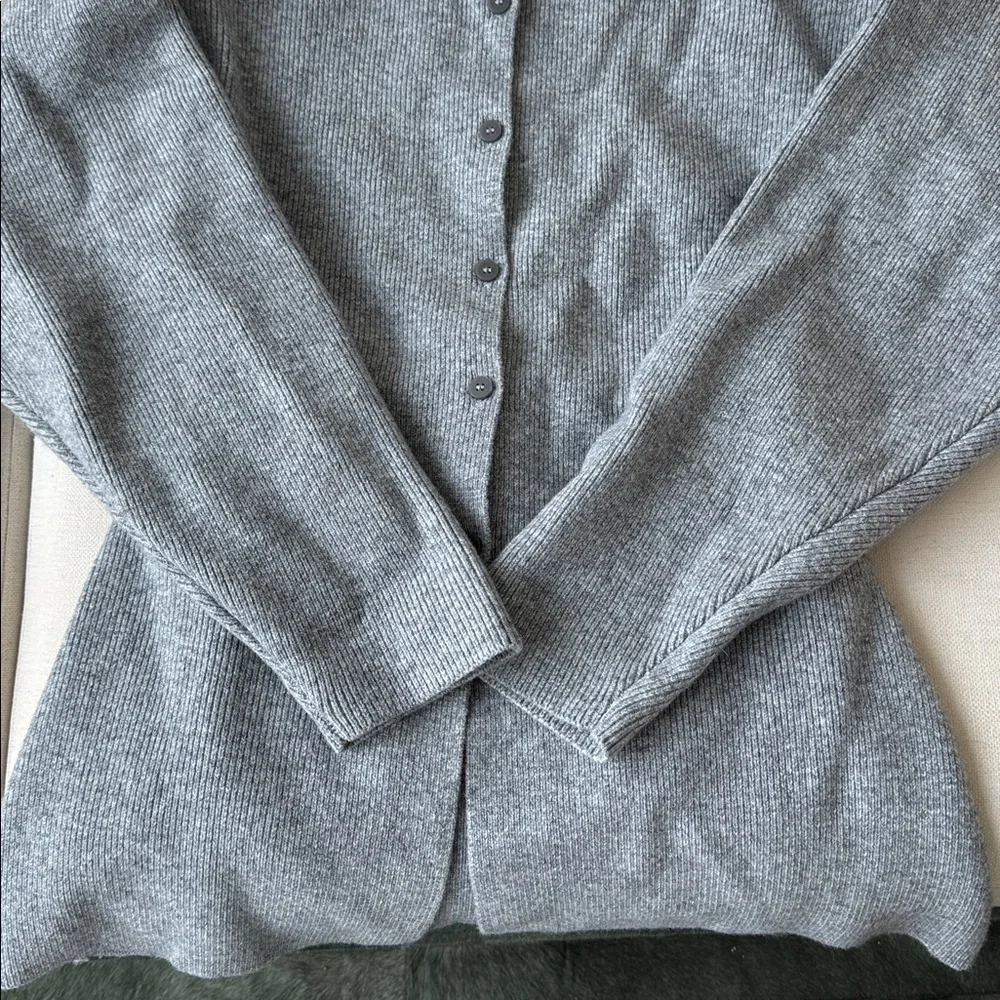 DISSH Gray Button-Up Ribbed Knit Cardigan - Picture 6 of 8